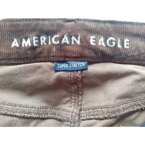 Sold - Picture 3 of 6